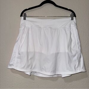 LULULEMON white tennis skirt